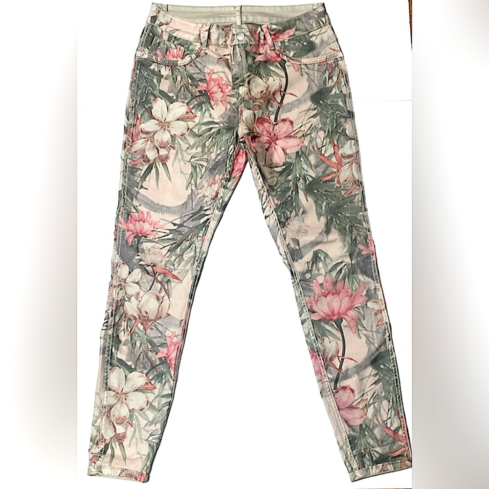 VENUS REVERSEABLE  Tan,Pink & Green Skinny Jeans with Floral Print NWOT